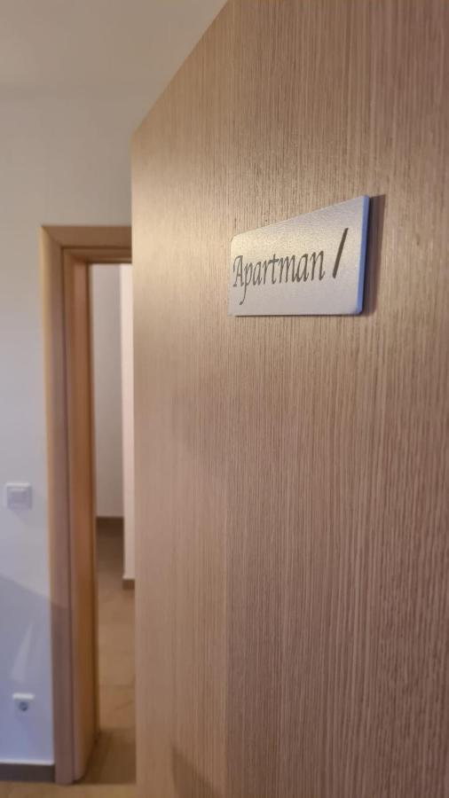 Apartments Pavlinovic Kaštela Εξωτερικό φωτογραφία