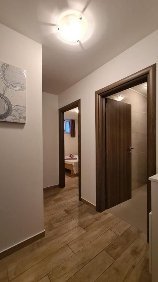Apartments Pavlinovic Kaštela Εξωτερικό φωτογραφία